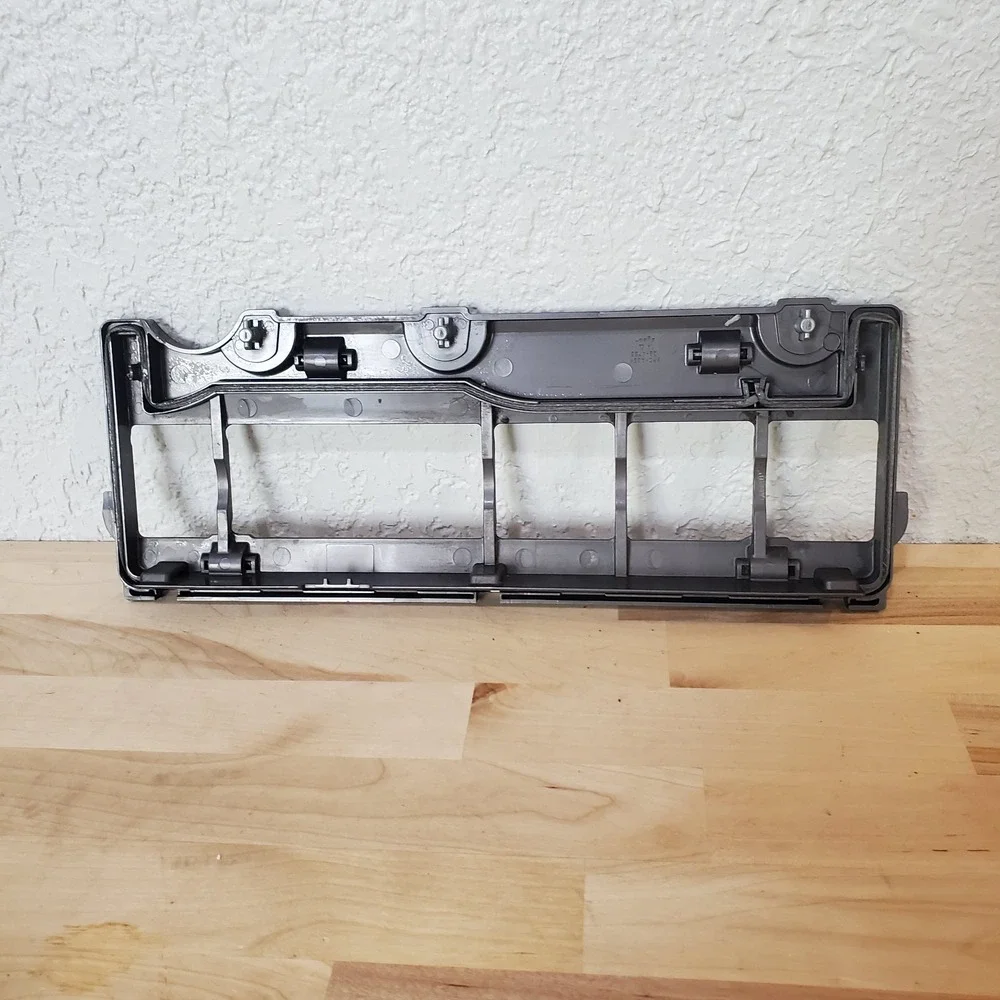 Dyson DC28 SOLEPLATE SKIDPLATE BOTTOM COVER Genuine‎ OEM Part # 915196-01